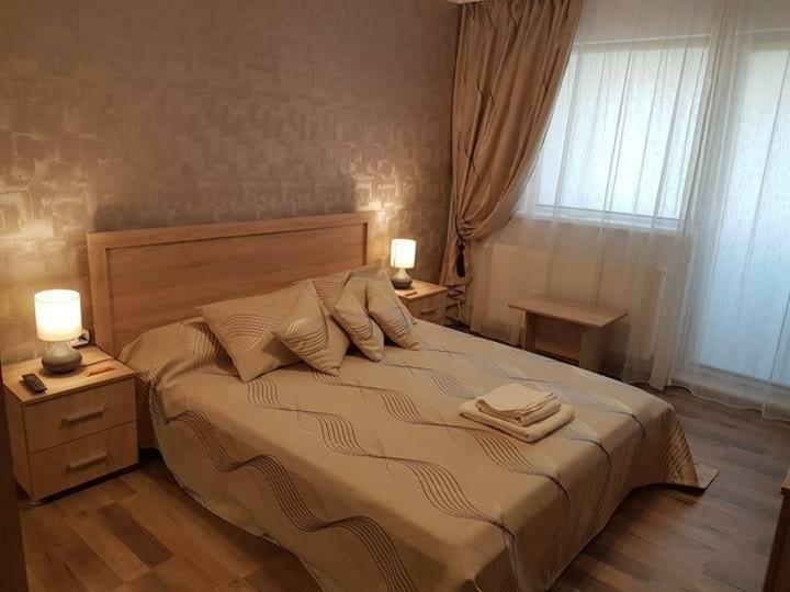 Casa Mirage 2 Apartment Craiova Exterior photo